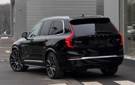 Volvo XC90 II рестайлинг, 2025 год, 11 250 000 рублей, 3 фотография