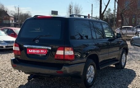 Toyota Land Cruiser 100 рестайлинг 2, 2005 год, 2 370 000 рублей, 6 фотография