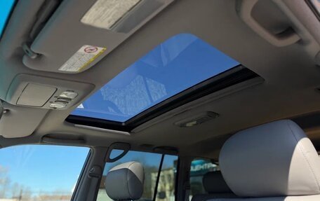 Toyota Land Cruiser 100 рестайлинг 2, 2005 год, 2 370 000 рублей, 11 фотография