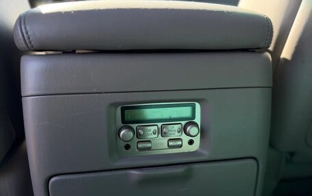 Toyota Land Cruiser 100 рестайлинг 2, 2005 год, 2 370 000 рублей, 20 фотография