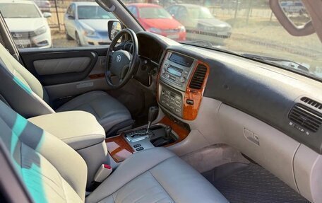 Toyota Land Cruiser 100 рестайлинг 2, 2005 год, 2 370 000 рублей, 26 фотография