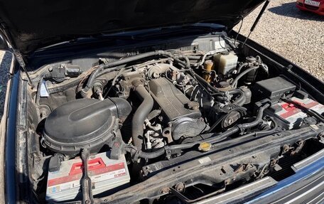 Toyota Land Cruiser 100 рестайлинг 2, 2005 год, 2 370 000 рублей, 32 фотография