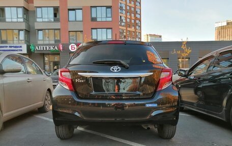 Toyota Vitz, 2015 год, 850 000 рублей, 3 фотография