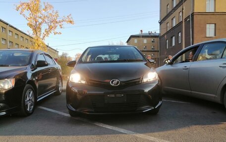 Toyota Vitz, 2015 год, 850 000 рублей, 4 фотография