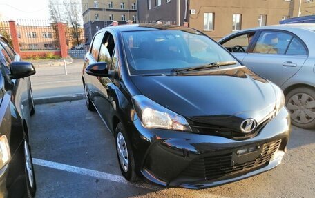 Toyota Vitz, 2015 год, 850 000 рублей, 6 фотография