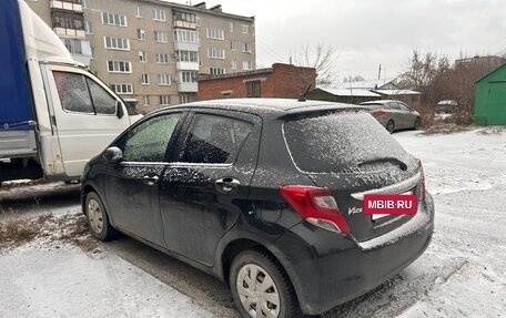 Toyota Vitz, 2015 год, 850 000 рублей, 16 фотография