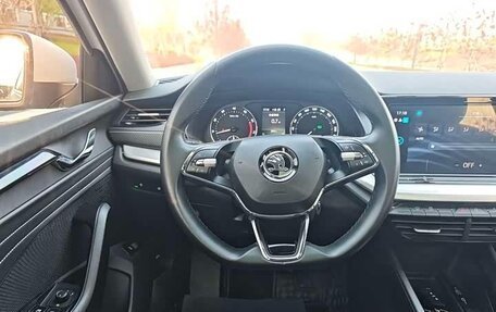 Skoda Octavia IV, 2023 год, 2 485 040 рублей, 11 фотография