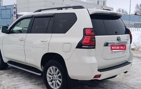 Toyota Land Cruiser Prado 150 рестайлинг 2, 2018 год, 4 800 000 рублей, 2 фотография