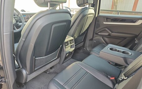 Porsche Cayenne III, 2023 год, 14 690 000 рублей, 17 фотография