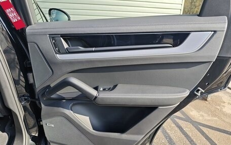 Porsche Cayenne III, 2023 год, 14 690 000 рублей, 22 фотография