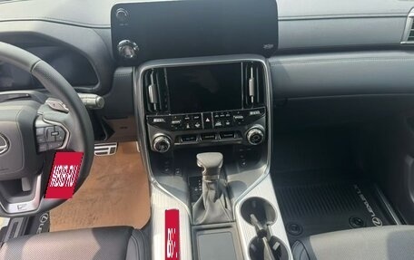 Lexus LX, 2026 год, 21 050 294 рублей, 8 фотография