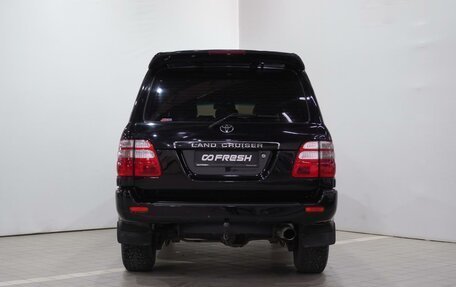 Toyota Land Cruiser 100 рестайлинг 2, 2003 год, 2 205 000 рублей, 5 фотография