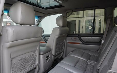 Toyota Land Cruiser 100 рестайлинг 2, 2003 год, 2 205 000 рублей, 15 фотография