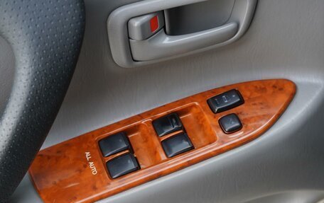 Toyota Land Cruiser 100 рестайлинг 2, 2003 год, 2 205 000 рублей, 26 фотография