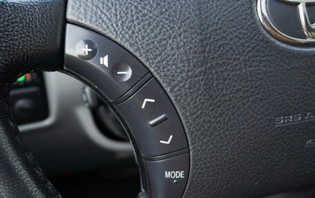 Toyota Land Cruiser 100 рестайлинг 2, 2003 год, 2 205 000 рублей, 19 фотография