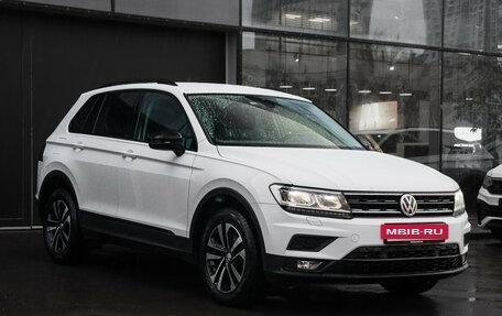 Volkswagen Tiguan II, 2020 год, 2 570 000 рублей, 3 фотография