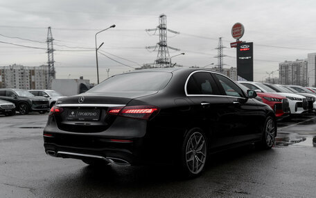 Mercedes-Benz E-Класс, 2021 год, 4 300 000 рублей, 5 фотография