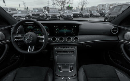 Mercedes-Benz E-Класс, 2021 год, 4 300 000 рублей, 8 фотография