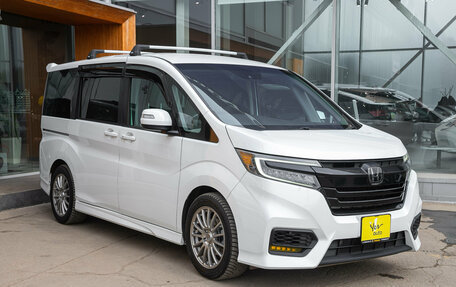 Honda Stepwgn IV, 2017 год, 2 098 000 рублей, 7 фотография