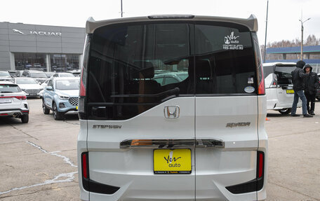 Honda Stepwgn IV, 2017 год, 2 098 000 рублей, 4 фотография