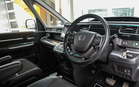 Honda Stepwgn IV, 2017 год, 2 098 000 рублей, 19 фотография