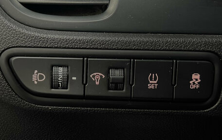 KIA Rio IV, 2017 год, 1 240 000 рублей, 8 фотография