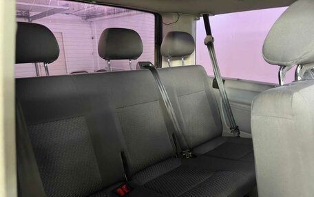 Volkswagen Caravelle T5, 2010 год, 1 340 000 рублей, 12 фотография