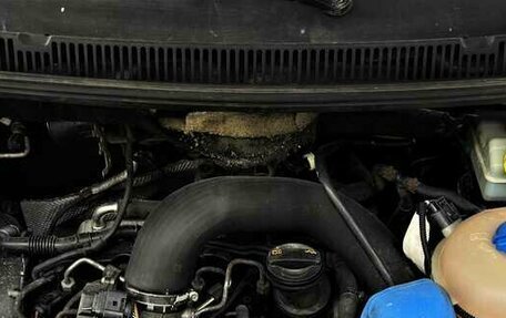 Volkswagen Caravelle T5, 2010 год, 1 340 000 рублей, 16 фотография