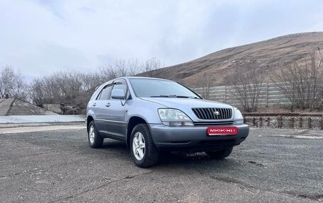 Toyota Harrier, 2001 год, 812 000 рублей, 1 фотография