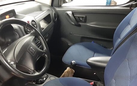 Peugeot Partner II рестайлинг 2, 2009 год, 530 000 рублей, 7 фотография