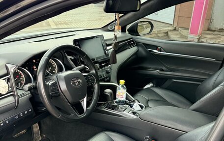 Toyota Camry, 2021 год, 2 999 999 рублей, 6 фотография