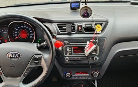 KIA Rio III рестайлинг, 2015 год, 1 355 000 рублей, 5 фотография