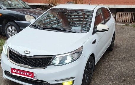 KIA Rio III рестайлинг, 2015 год, 1 355 000 рублей, 2 фотография