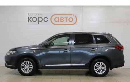 Mitsubishi Outlander III рестайлинг 3, 2020 год, 2 243 000 рублей, 2 фотография