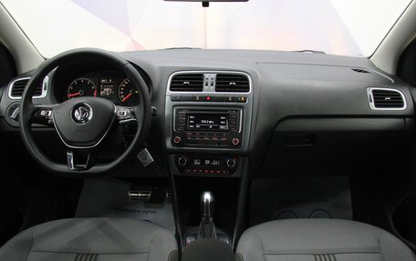 Volkswagen Polo VI (EU Market), 2016 год, 1 278 000 рублей, 13 фотография