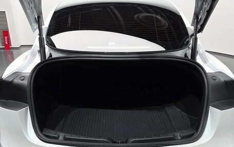 Tesla Model 3 I, 2025 год, 7 300 000 рублей, 6 фотография