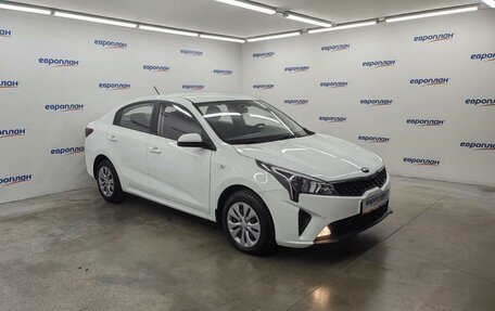 KIA Rio IV, 2020 год, 1 500 000 рублей, 2 фотография