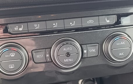 Volkswagen Tiguan II, 2017 год, 1 950 000 рублей, 14 фотография