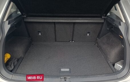 Volkswagen Tiguan II, 2017 год, 1 950 000 рублей, 12 фотография