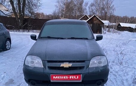 Chevrolet Niva I рестайлинг, 2016 год, 690 000 рублей, 1 фотография