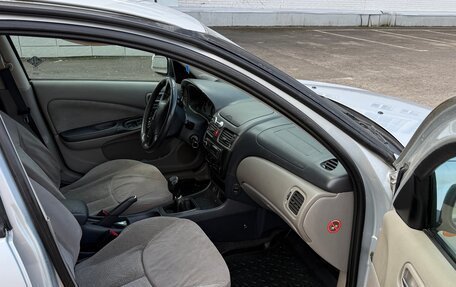 Nissan Almera, 2001 год, 150 000 рублей, 6 фотография