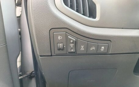 KIA Sportage III, 2011 год, 865 000 рублей, 11 фотография