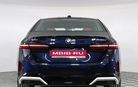 BMW 5 серия, 2025 год, 10 390 000 рублей, 4 фотография