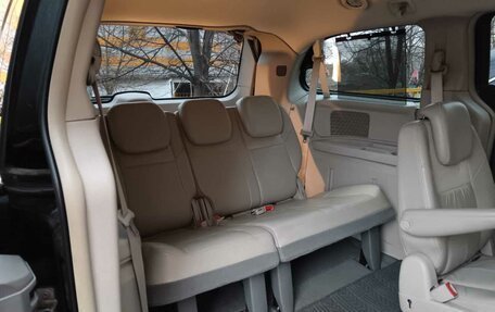 Chrysler Voyager IV, 2008 год, 1 580 000 рублей, 20 фотография