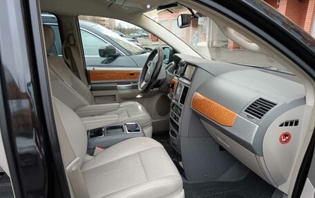 Chrysler Voyager IV, 2008 год, 1 580 000 рублей, 22 фотография