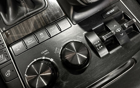 Lexus LX III, 2021 год, 10 900 000 рублей, 35 фотография