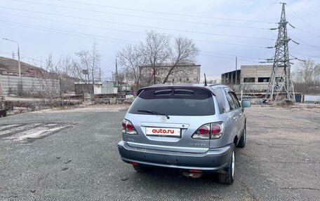 Toyota Harrier, 2001 год, 812 000 рублей, 7 фотография