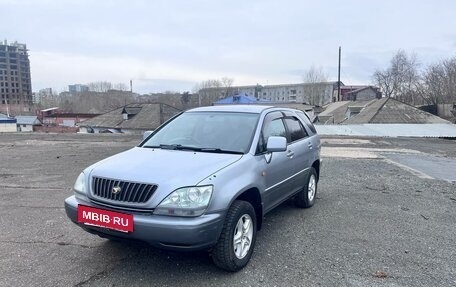Toyota Harrier, 2001 год, 812 000 рублей, 2 фотография