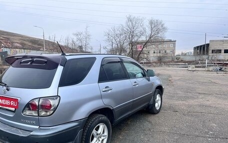 Toyota Harrier, 2001 год, 812 000 рублей, 5 фотография