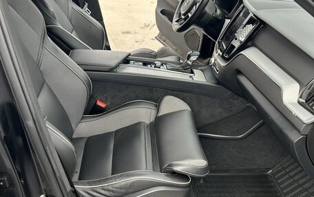 Volvo XC60 II, 2020 год, 3 700 000 рублей, 7 фотография